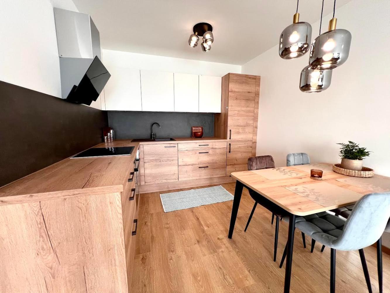 Ar Albelli House Apartamento Košice Exterior foto